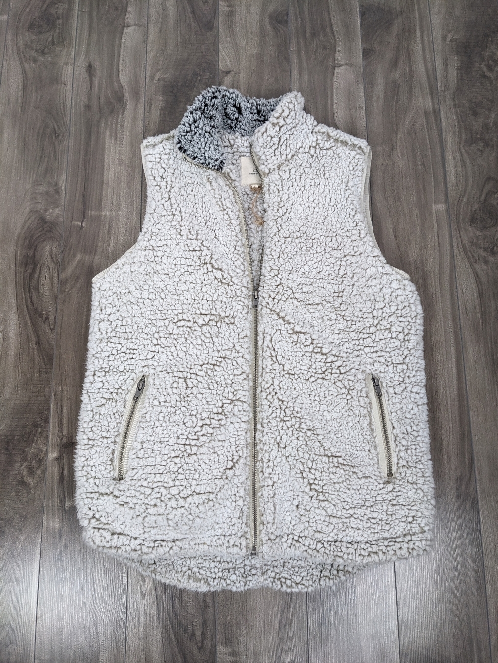 Thread & Supply Pile Women's Sleeveless Zip up Sherpa Sweater Vest Size XS
